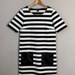 Club Monaco  Haley Striped Shift Mini Dress Women's 2 Black White Classic Preppy Photo 4