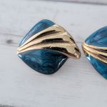 Vintage Clip On Earrings Unusual Shade of Blue & Gold Tone Photo 3