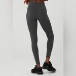 Alo Yoga  High-Waist Cargo Legging Anthracite Size Small Photo 6