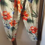 White Stag  Petite Floral slacks large Photo 8