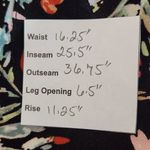 Jessica Simpson  Black Floral Print Ankle Pants NWT Size Medium Black Floral Pant Photo 1