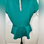 Bisou Bisou NTM:  Short Sleeve Emerald Green Peplum Waist Blouse in Size XL Photo 11