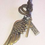 Brass Tone HUGE Boho Wing & Heart Pendant Leather Cord Adjustable Necklace Photo 0