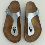 Birkenstock  Gizeh Birko Flor Sandal 39 & 40 Mismatched Silver Metallic Slides Photo 2