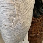 Dakini NWOT szXS heathered grey LS hoodie w/ front pockets & thumb hole sleeves Gray Size XS Photo 3