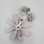 Womens Jewelry Set White Red Cute Enamel Daisy Flower Pin and Earrings Set Photo 3