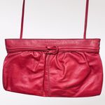 B Young 80s Red Leather Crossbody Bag Handmade Colombia Genuine Photo 2