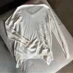 ⭐️ Dex White Cream V Neck long Sleeve Angora Blend Chiffon Hem Sweater Small Photo 3
