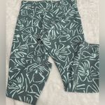 Athleta  Elation Textured Tight in Floral Sketch Botanical Green White Leggings Photo 4