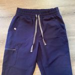 FIGS Navy Blue Casma Top Zamora Pants Scrub Set Women's size Small Petite Photo 2