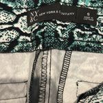 NY&C reptile print pull on shorts Photo 3