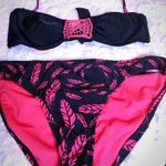 Xhilaration 🌺 3/$20 SALE  Festhers crochet halter bikini S/L Photo 0