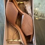 Chinese Laundry Rhonda ripple decorative metallic heels sandals tan size 10 NWT Photo 10