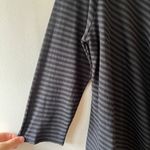 Lulu B Sz M Black Striped Layered Pullover Blouse Stretch Top Tencel Shirt Gray Size M Photo 3
