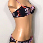 Volcom New. fern and Lilly bikini. Photo 0