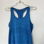 Lululemon Swiftly Tech Size 8 Heathered Light Blue Sleeveless Muscle Top Photo 2