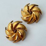 Vintage Coro Gold Tone Swirl Statement Costume Clip Back Earrings Photo 1