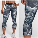 Nike  Pro Dri-fit Women's Colorful Black Psychedelic Training Capris Small Photo 8