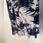 Vince Camuto blue and white floral skirt size 8 Photo 8