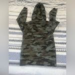 Lululemon  All‎ Yours Hoodie *fleece
Heritage 365 camo green twill multi
Size 0 Photo 4