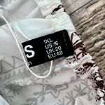 Yoins NWT White Brown Print Off The Shoulder Romper size X Large Photo 2