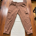 Old Navy Brown Cargo Pants Relaxed Fit Elastic Waist Photo 0