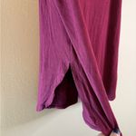 Babaton ARITZIA V Neck Loose Fit Tank Top Burgundy Wine Small Photo 3