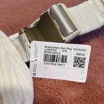 Lululemon  Everywhere Bag Belt Photo 4