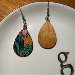 Handmade Painted Wood Cactus Teardrop Drop Earrings NWOT Green Photo 4