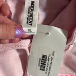 Boutique Sweatshirt Photo 6