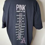 Pink Summer 2017 Black and White Concert Tee Size XL Photo 4