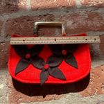 Shiraleah  red and black felt flowered short handle purse clutch Photo 6