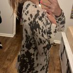 Phil Love  cardigan  Photo 1