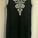 Source Unknown Women’s Black V-Cut Dress Photo 0