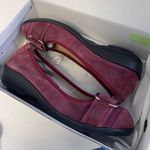 Gravity Defyer Faux Suede Flats Shoes NWT Photo 7