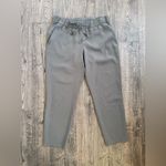  Lululemon On the Fly 7/8 Pant *Woven- Grey Sage- Size 10 Photo 3