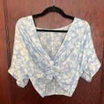 Mittoshop  Blue Floral Crop Top  Photo 0