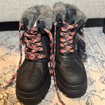 UGG  Ashton Addie Winter Boots Photo 4