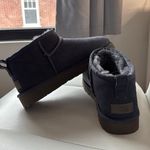 UGG  Ultra Mini Photo 0