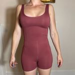 Set Active  Sportbody Maroon Activewear Shortysuit Size Small Photo 1