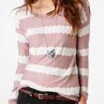 American Eagle Outfitters Dusty Rose Sweater Photo 0