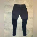 Beyond Yoga ‎ Sleek Stripe High Waist Legging Size S Photo 3