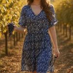 Joe Fresh Blue & White Floral Short Sleeve Dress (1X) Photo 0