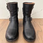 Frye Vicky Engineer Short Buckle Motorcycle Boot in Black Leather Size 9.5B Photo 3