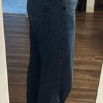 Uniqlo Wide Straight Jeans Photo 1