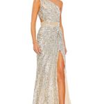 Mac Duggal Formal Dress Photo 0