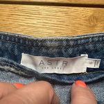 ASTR  jeans mineral wash high waisted pleated jeans small Photo 3