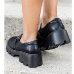 Black Chain Loafers New In The Box Size 6 Photo 3