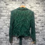 Fame and Partners EUC Green Long Sleeve Blouse w/ Tie Size 4 Photo 7
