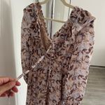 Women’s Floral V Photo 3